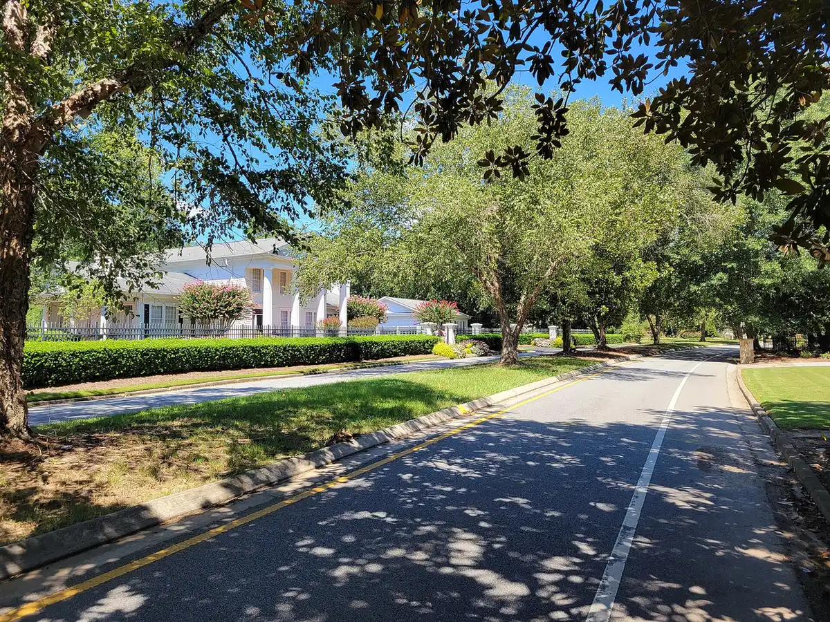 Houses along Columns Drive in Chattahoochee Plantation, East Cobb